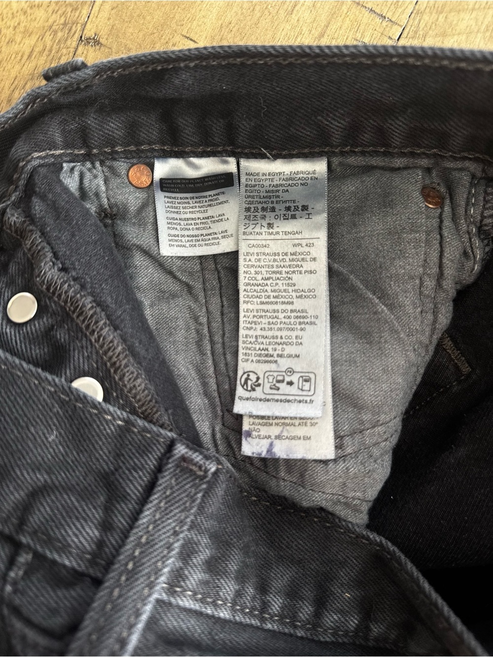 Levi's 501 vintage Straight Men's Jeans in Faded Black - Picture 8 of 10